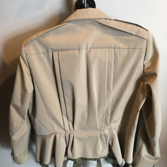 Yves Saint Laurent Unique Structured Blazer - Picture 3 of 8